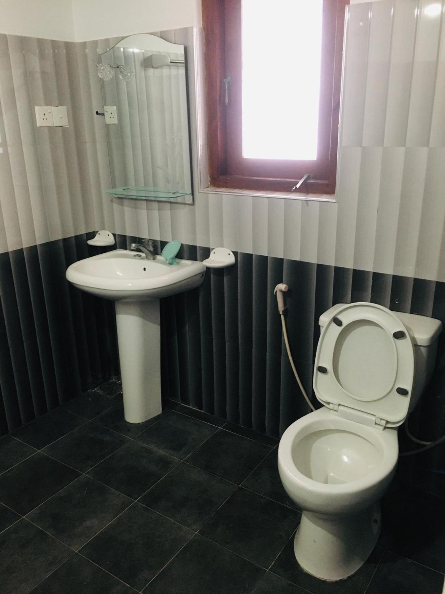 Mirewon Guest Hotel Weligama Bagian luar foto