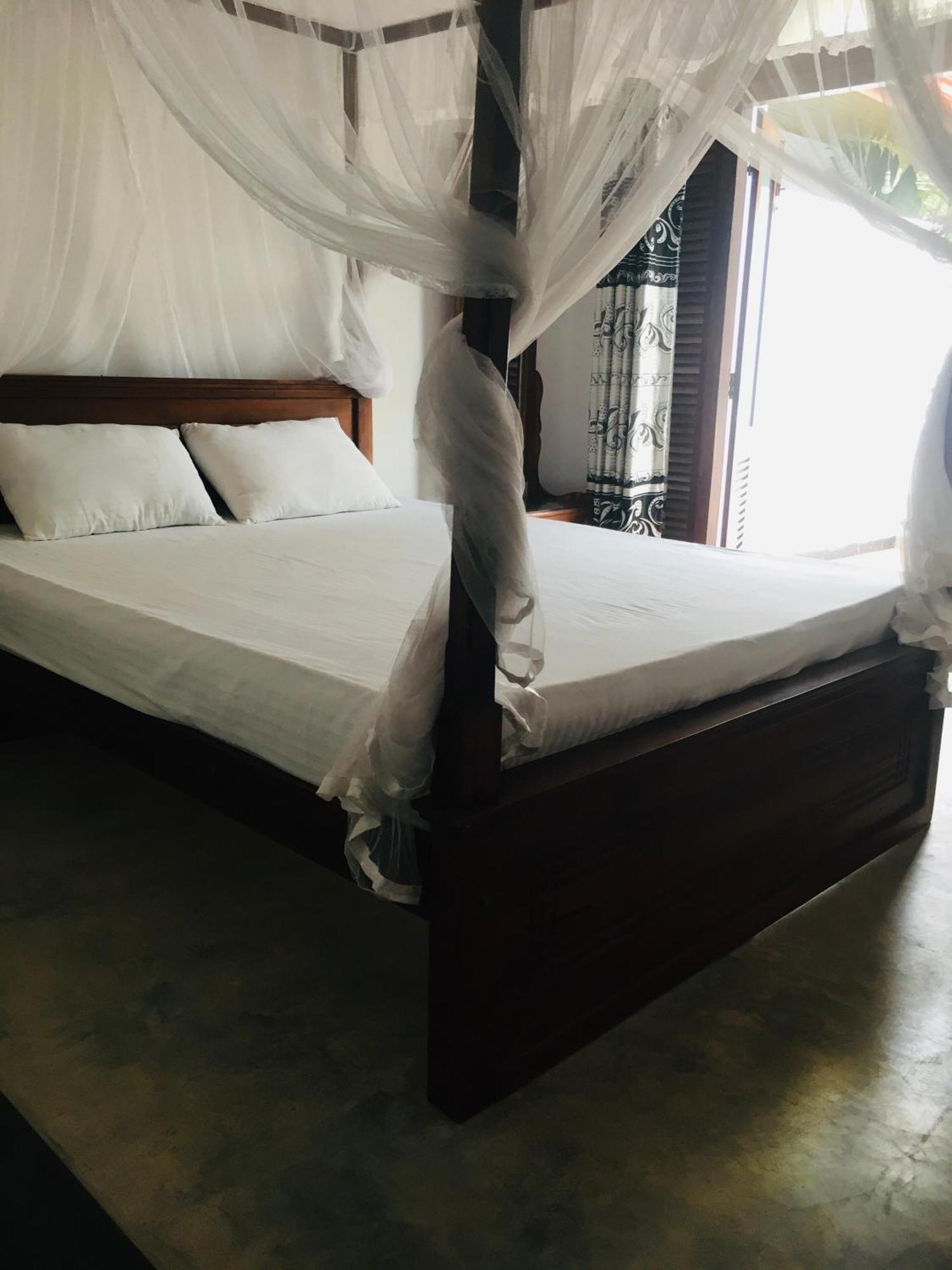 Mirewon Guest Hotel Weligama Bagian luar foto