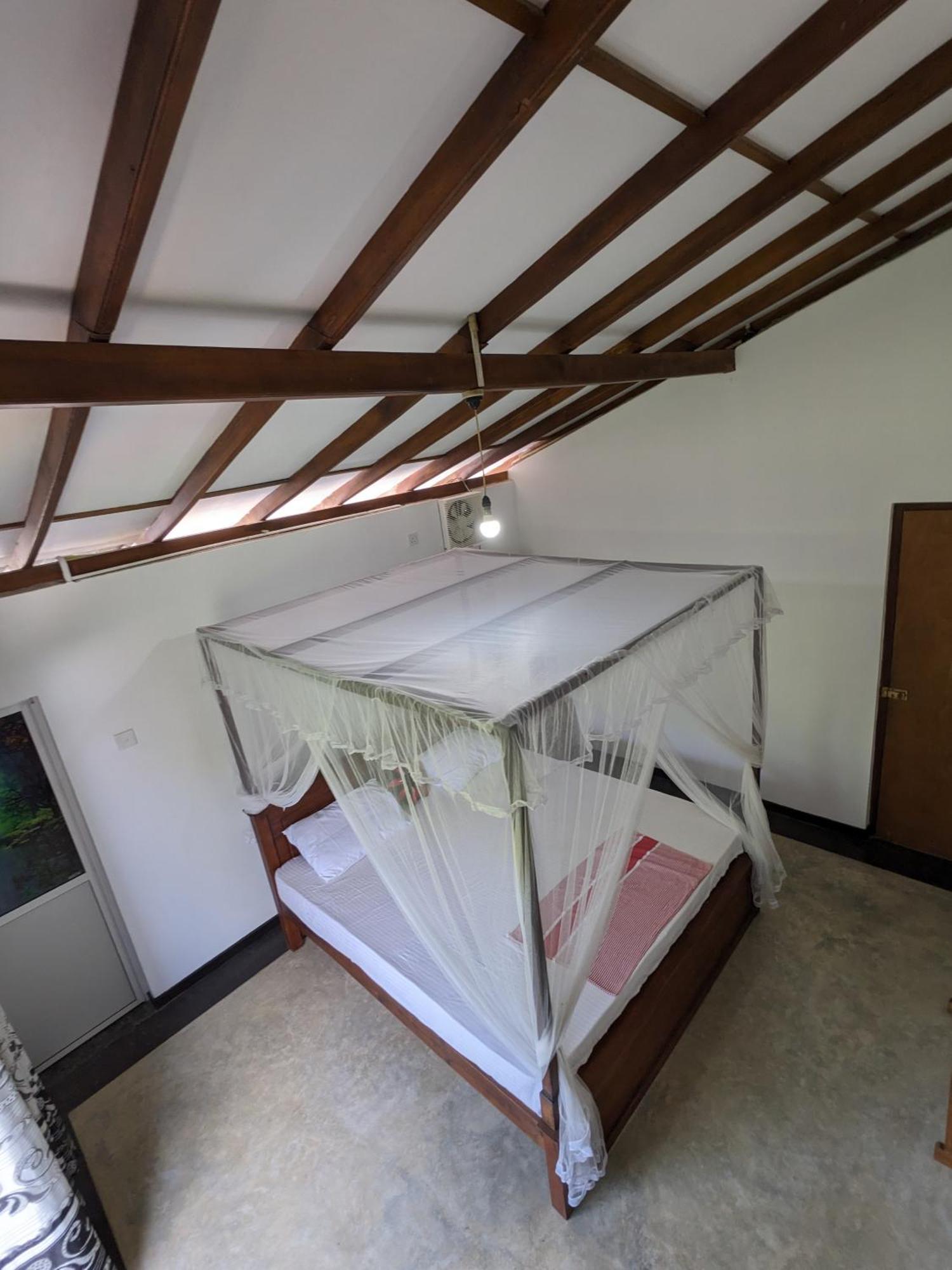 Mirewon Guest Hotel Weligama Bagian luar foto