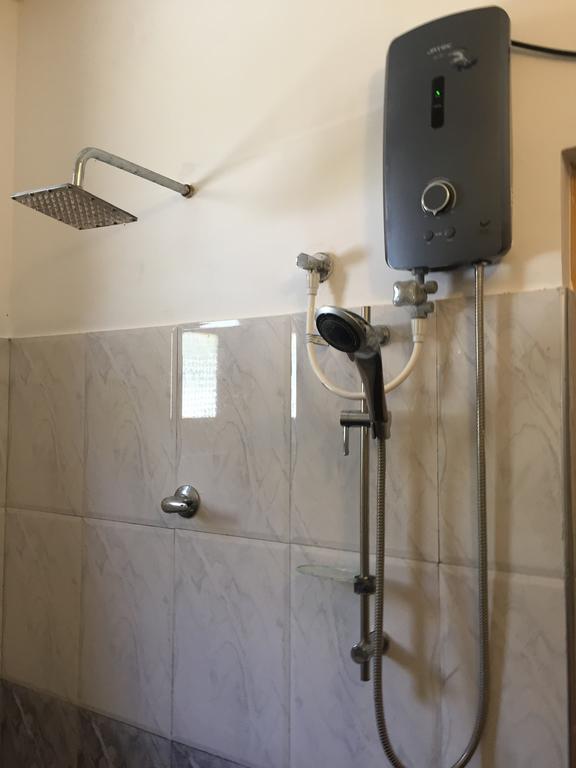 Mirewon Guest Hotel Weligama Bagian luar foto